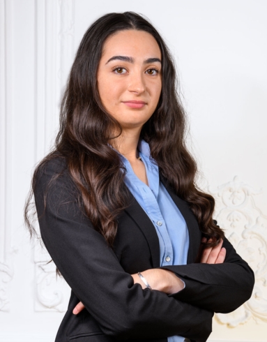 Kaïna Ouazine-Barvet, Juriste en droit social chez DS Avocats, Bordeaux, cabinet d'avocats en droit des affaires, public, international, privé, contentieux, conseil